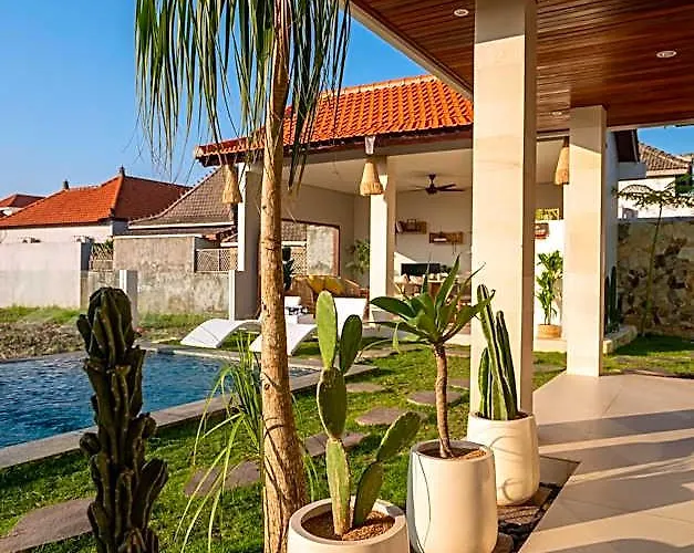 Kome & Gabi Canggu Pererenan Hotel 3*